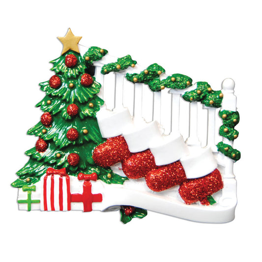 Bannister with 4 Stockings Family (2-9)